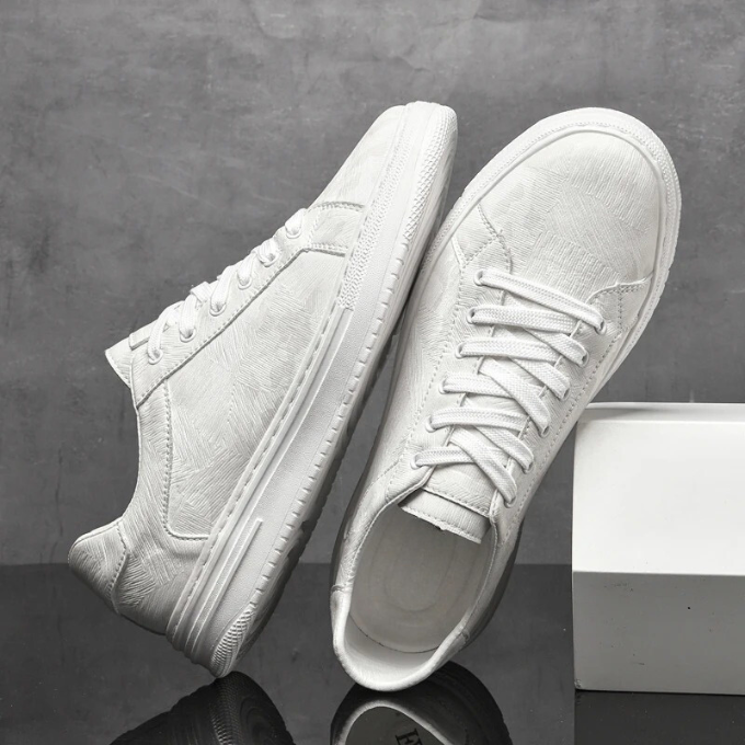 Men's Lace-Up Sneakers Minimalist Design