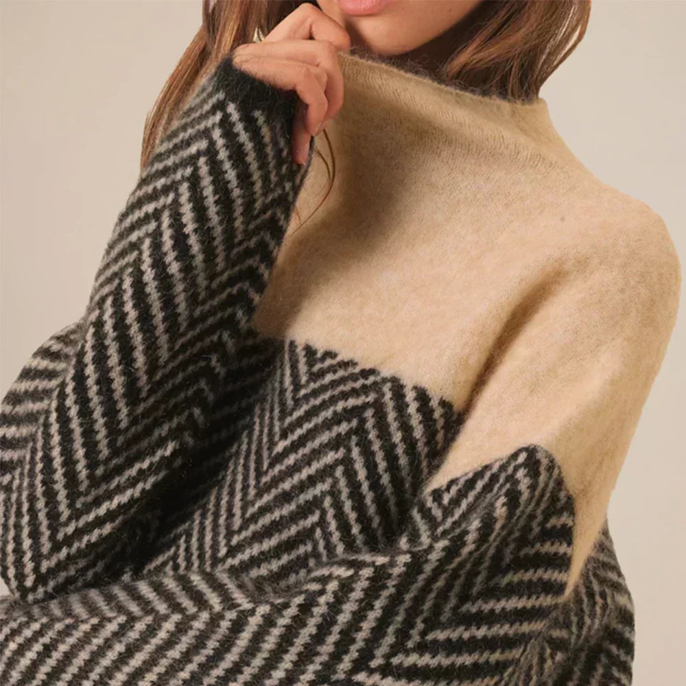 Women's Turtleneck Sweater Luxurious
