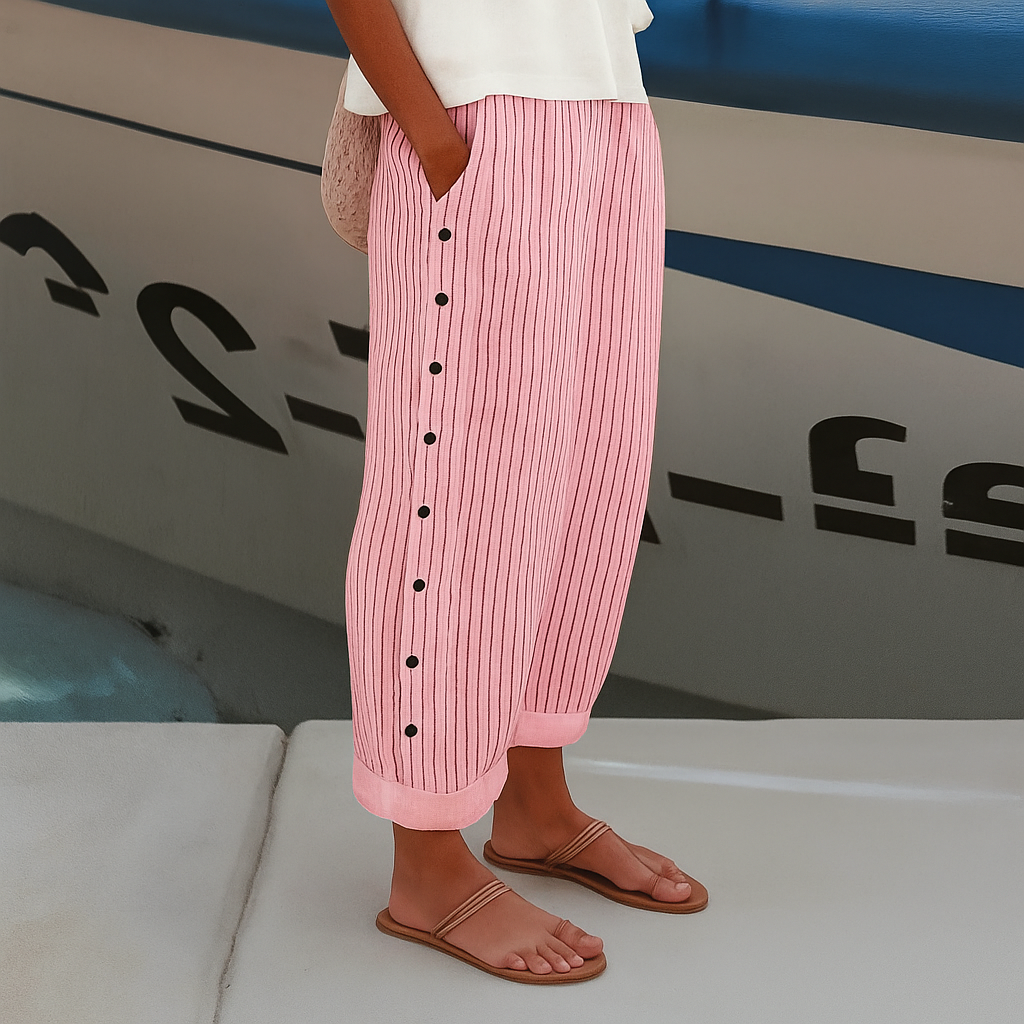 Women's Cropped Pants Button Detail