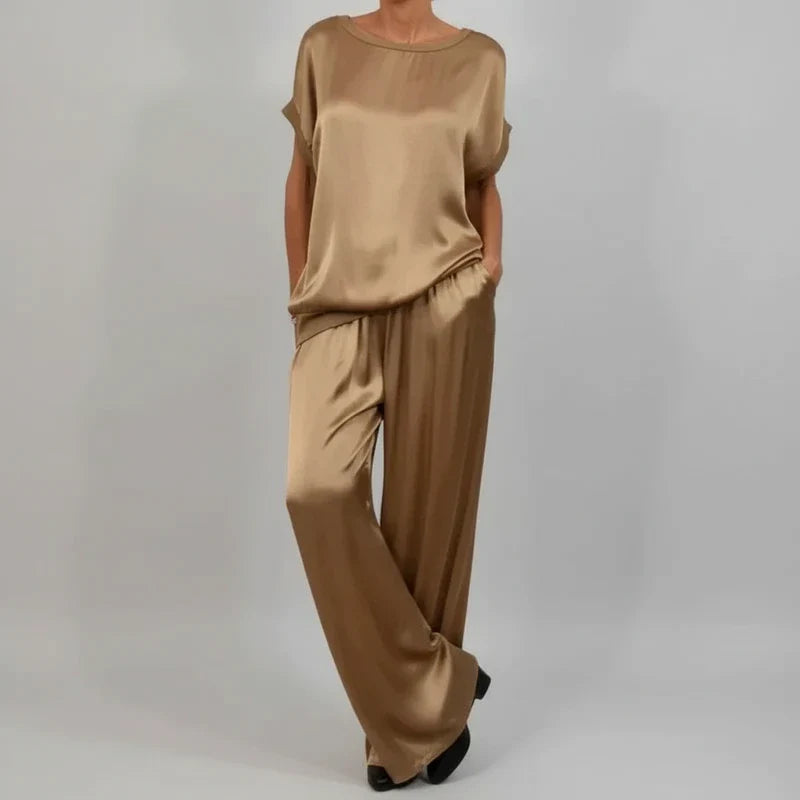 Women's Relaxed Fit Two Piece Set