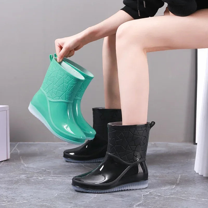 Women's Waterproof Rain Boots Mid-Calf Non-Slip Lightweight