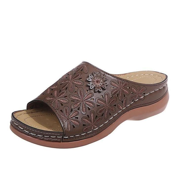 Women's Orthopedic Flat Sandals Cushioned Beige