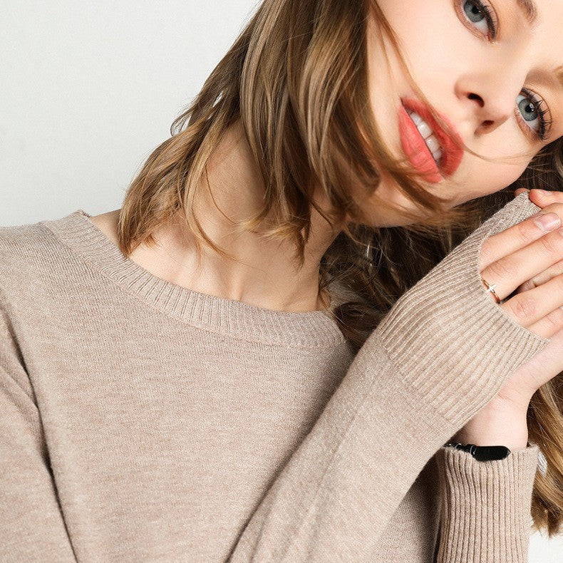 Women's Cashmere Sweater Classic Neckline