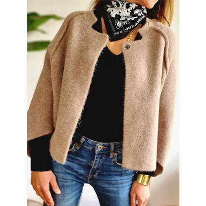 Elegant Women's Coat Timeless Design