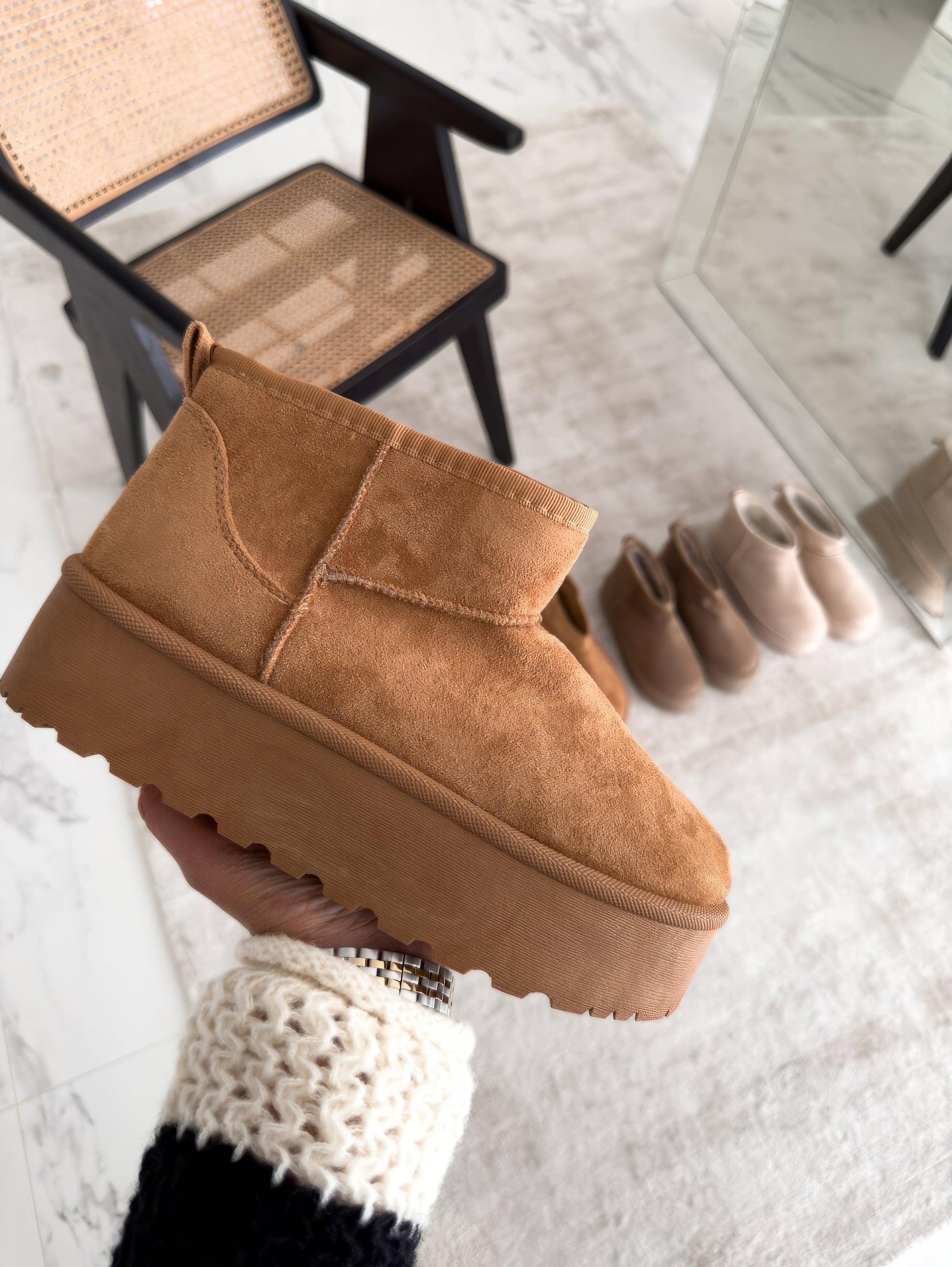 Women's Low Ankle Platform Boots Slip On - Vonnera