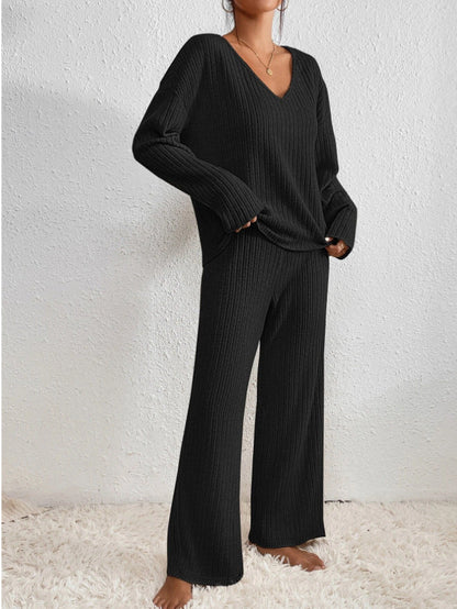 Women's 2-Piece V-Neck Knit Set