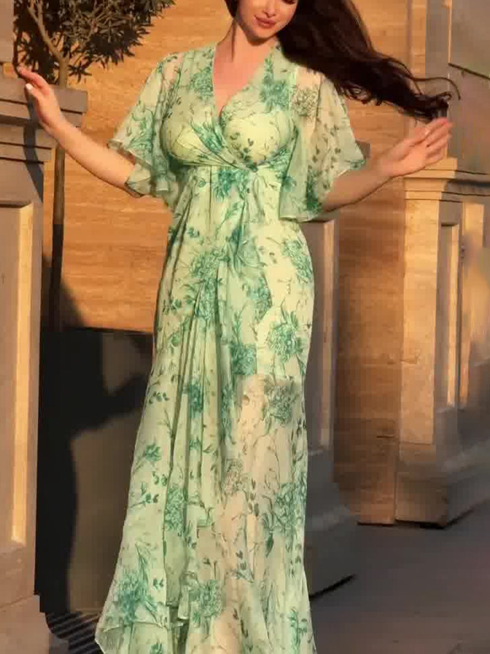 Women's V-Neck Trumpet Sleeve Printed Dress