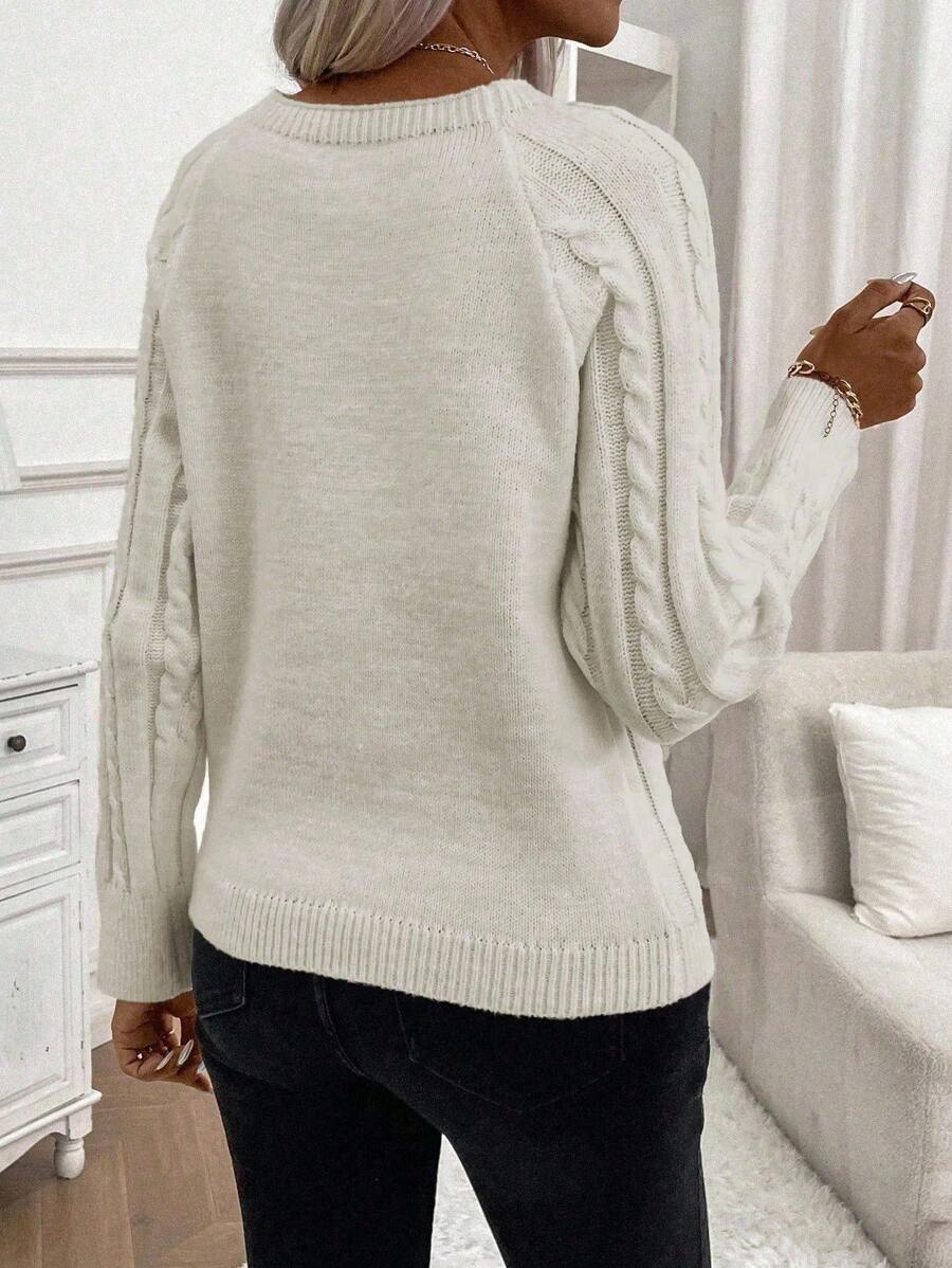 Women's Cable Round Neck Sweater