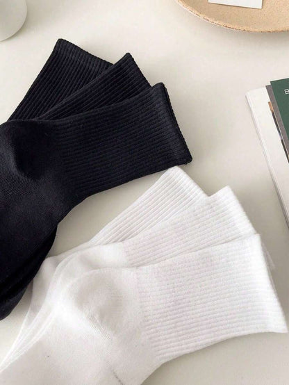 Women's Ribbed Crew Socks Ruffled Edge