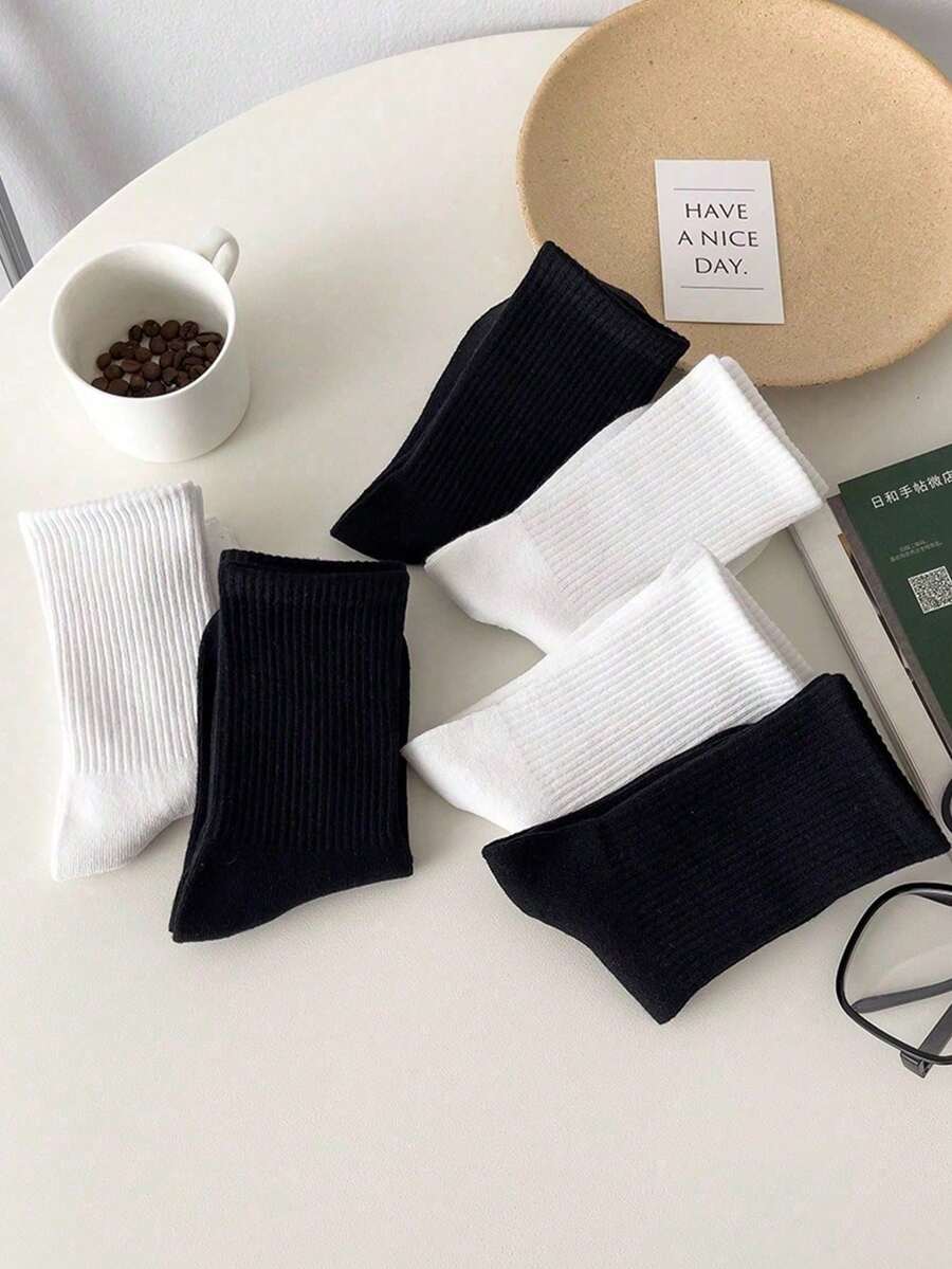 Women's Ribbed Crew Socks Ruffled Edge