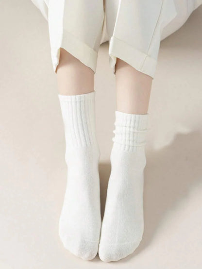 Women's Ribbed Crew Socks Ruffled Edge