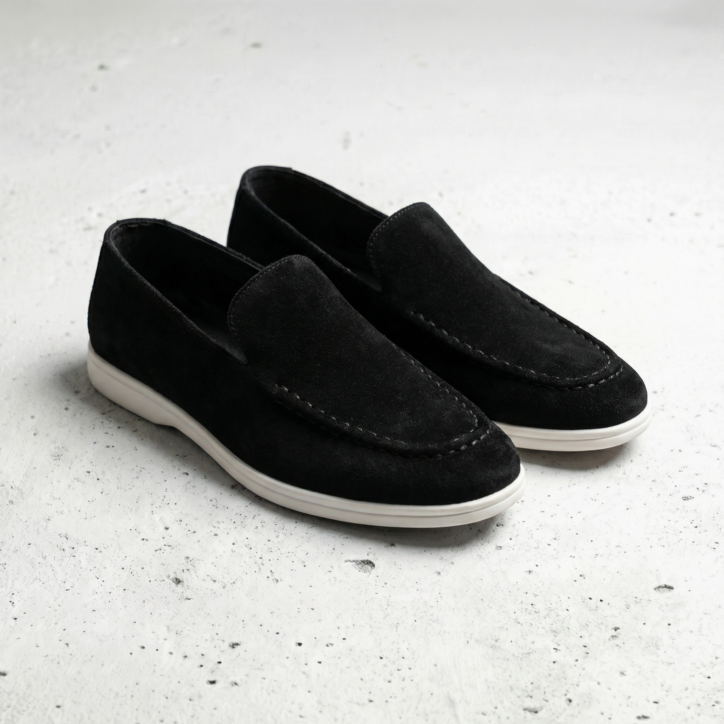 Valencio Men's Suede Leather Loafers - Vonnera