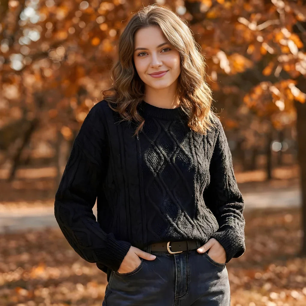 Women's Crewneck Pullover Sweatshirt - Vonnera