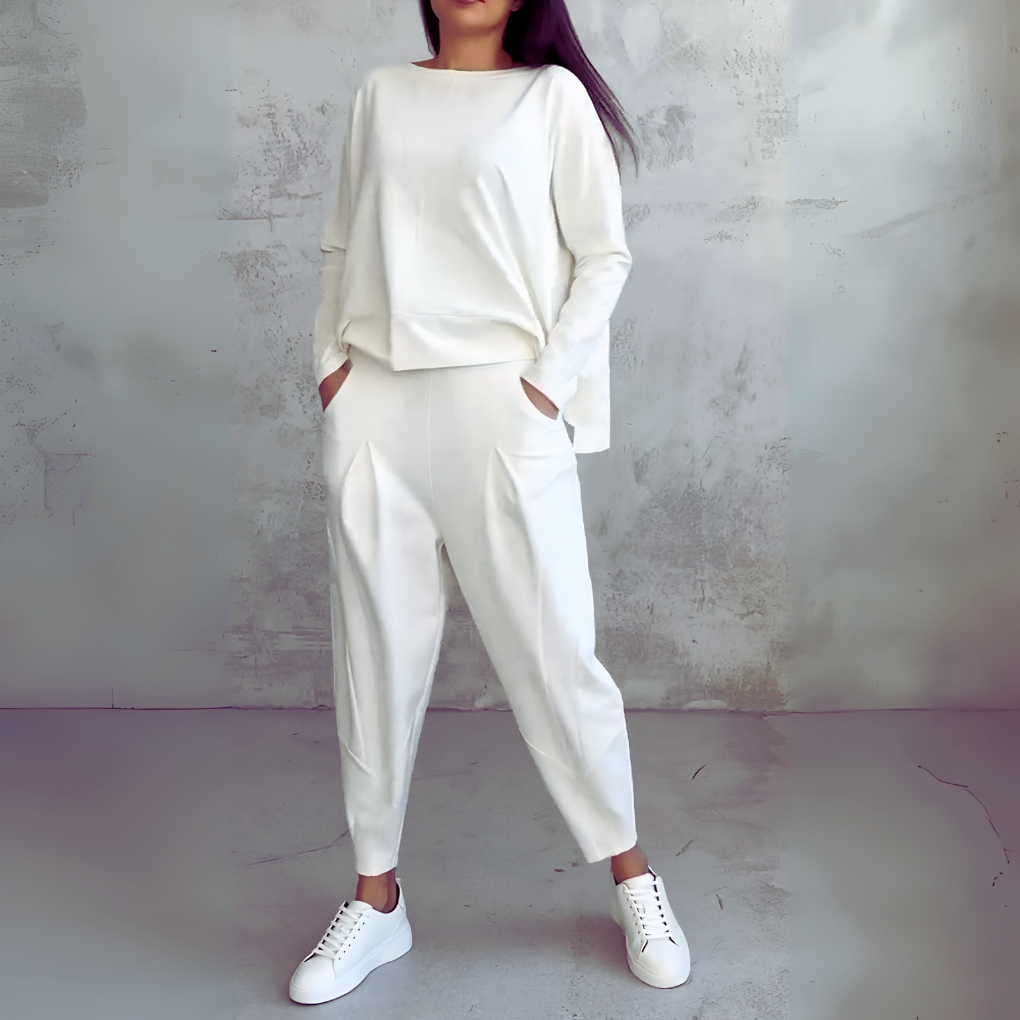 Women's Two Piece Leisure Suit Round Neck Long Sleeves - Vonnera