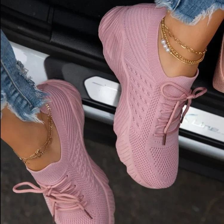 Women's Lightweight Mesh Sneakers - Vonnera