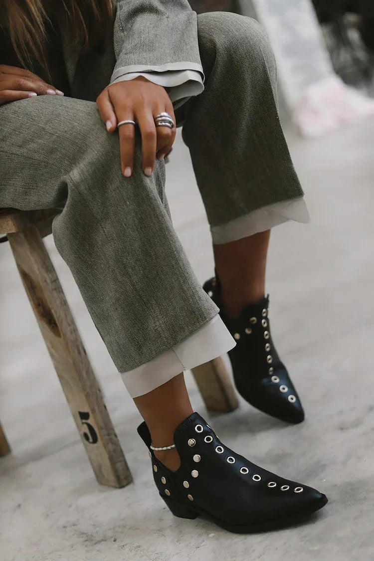 Women's Pointed Toe Boots Stud Style