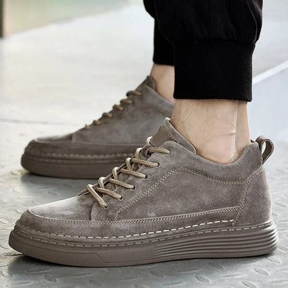 Men's Casual Lace Up Sneakers Contrast Sole Brown