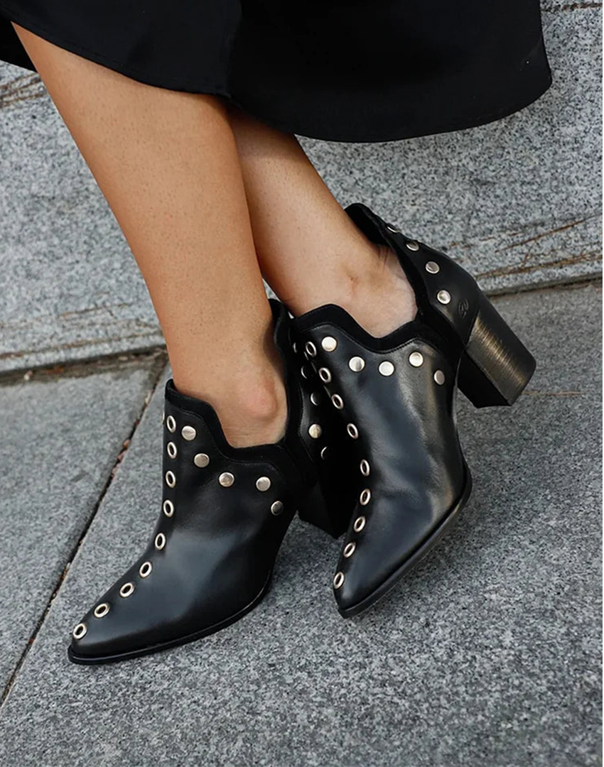 Women's Studded Ankle Boots Block Heels - Vonnera