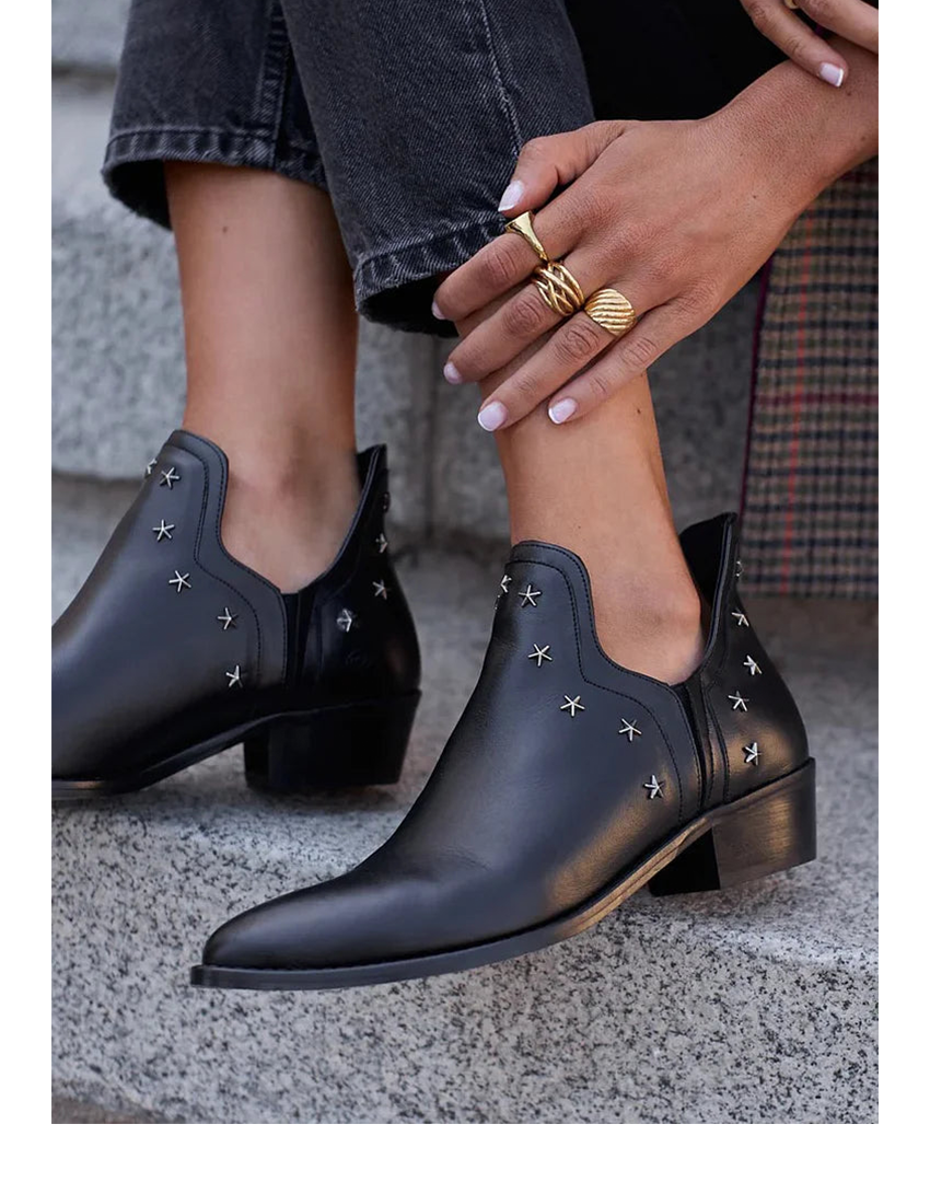 Women's Ankle Boots Stud Detail - Vonnera