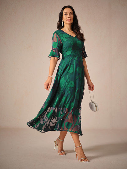 Women's Elegant Midi Dress Flutter Sleeves Lace Detailing