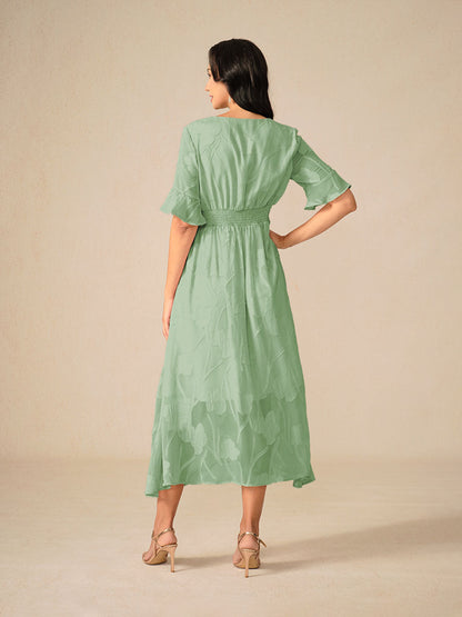 Women's Elegant Midi Dress Flutter Sleeves Lace Detailing