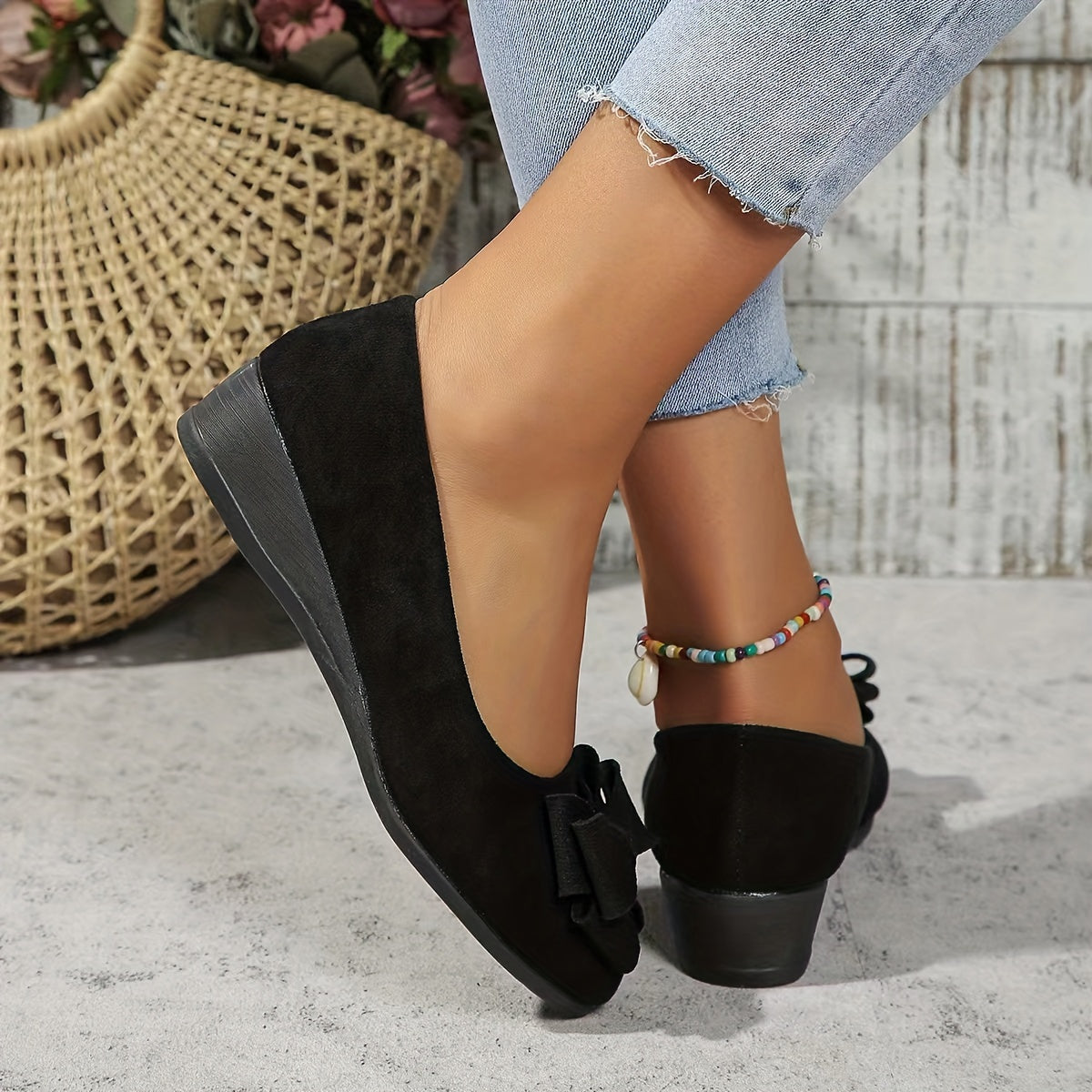 Bella | Women's Bow Detail Round Toe Ballet Flats Slip-On