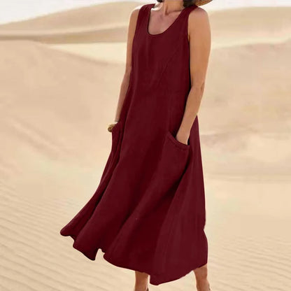 Women's Scoop Neck Dress with Front Pocket