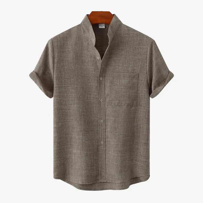 Men's Short Sleeve Button Down Shirt With Chest Pocket