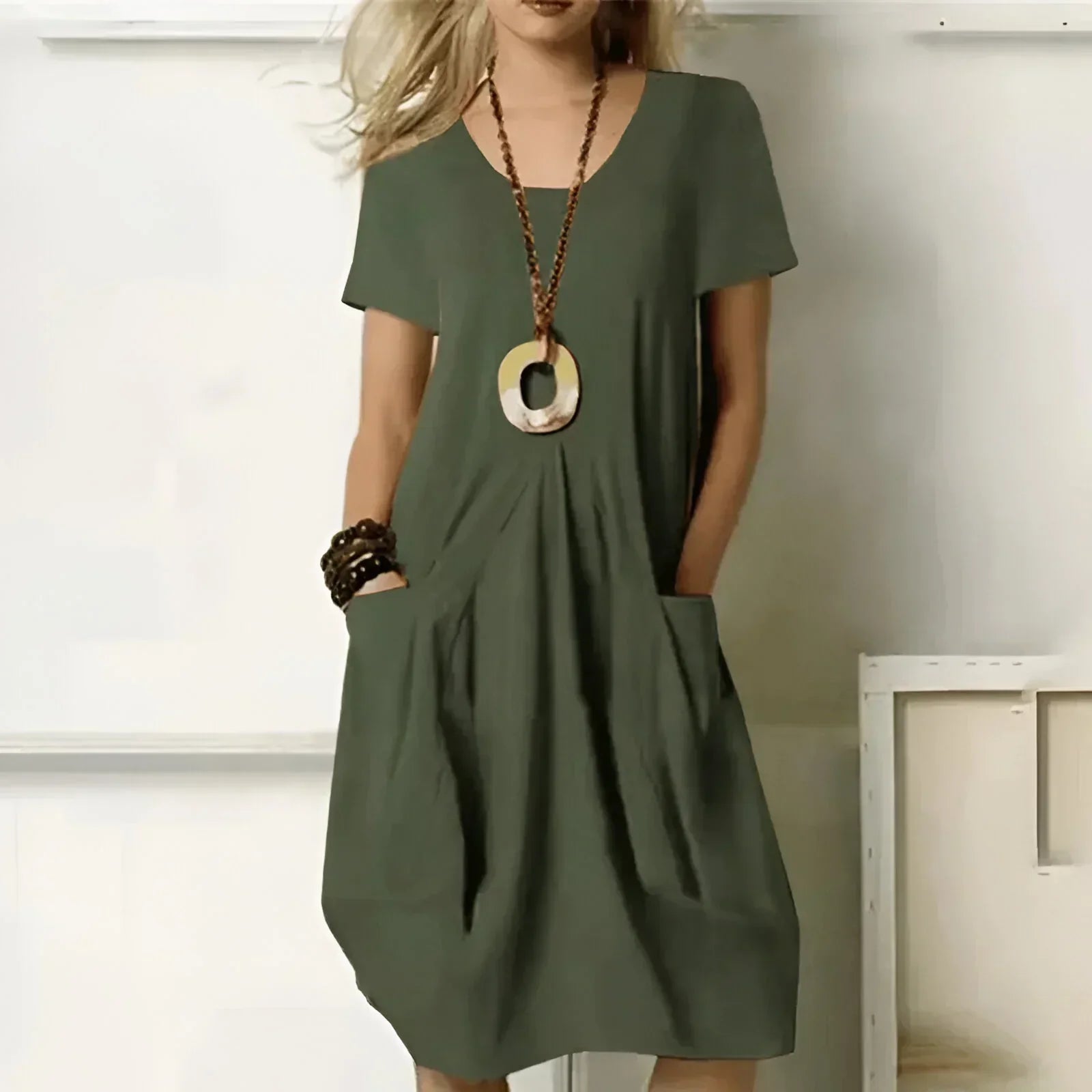 Women's Elegant Midi Dress - Vonnera
