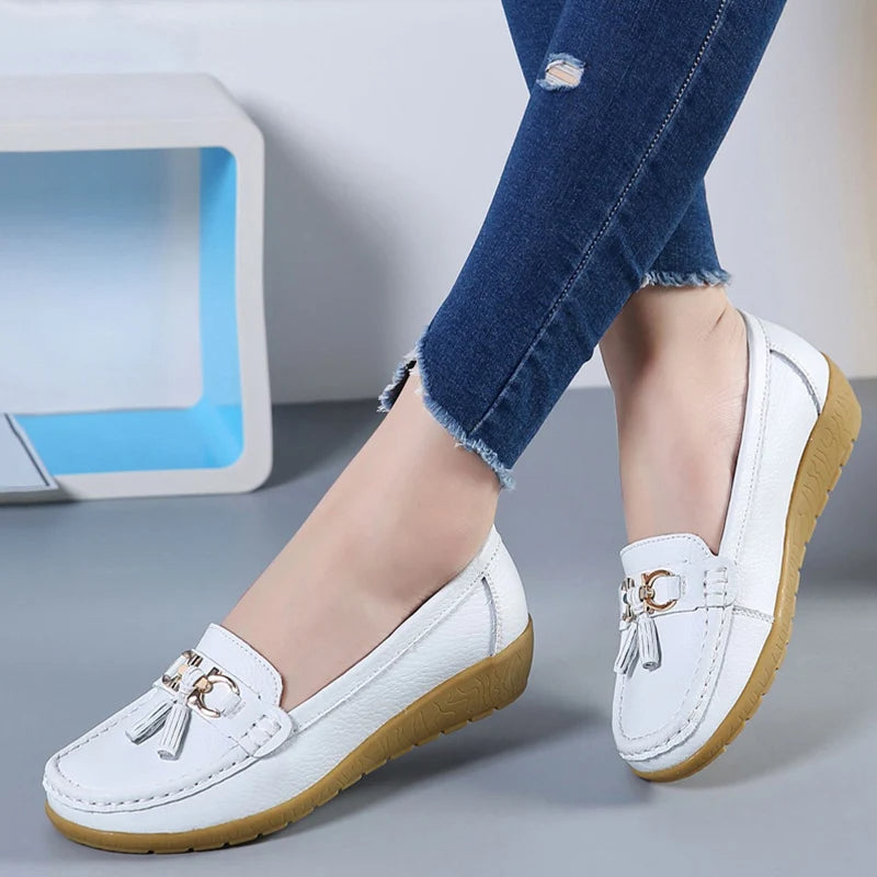 Women's Leather Cut-Out Ballerina Flats - Vonnera