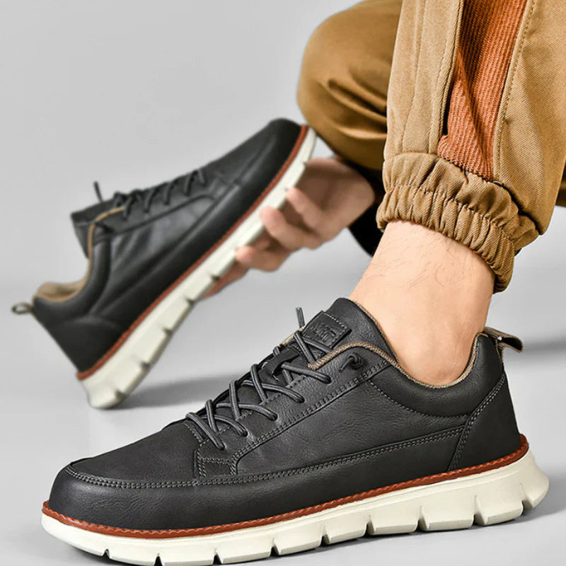 Men's Lace-Up Sneakers Rounded Toe