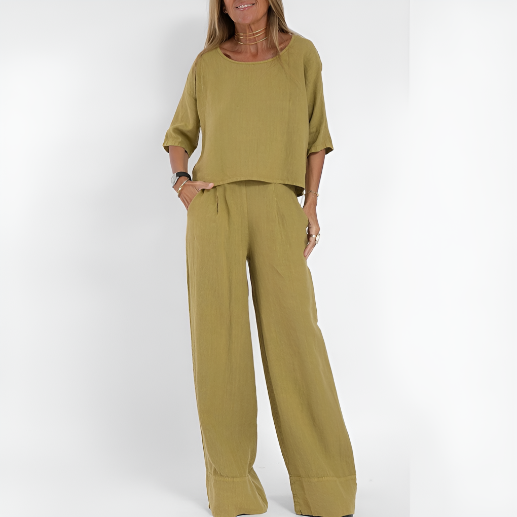 Women's 2 Piece Relaxed Fit Outfit