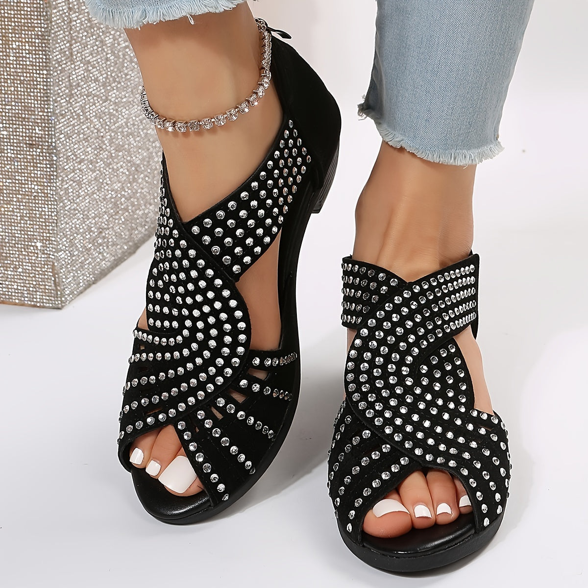 Avery Women's Adjustable Sandals