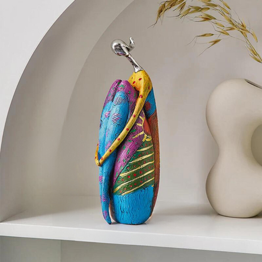Abstract Female Resin Figurine Sculpture - Vonnera