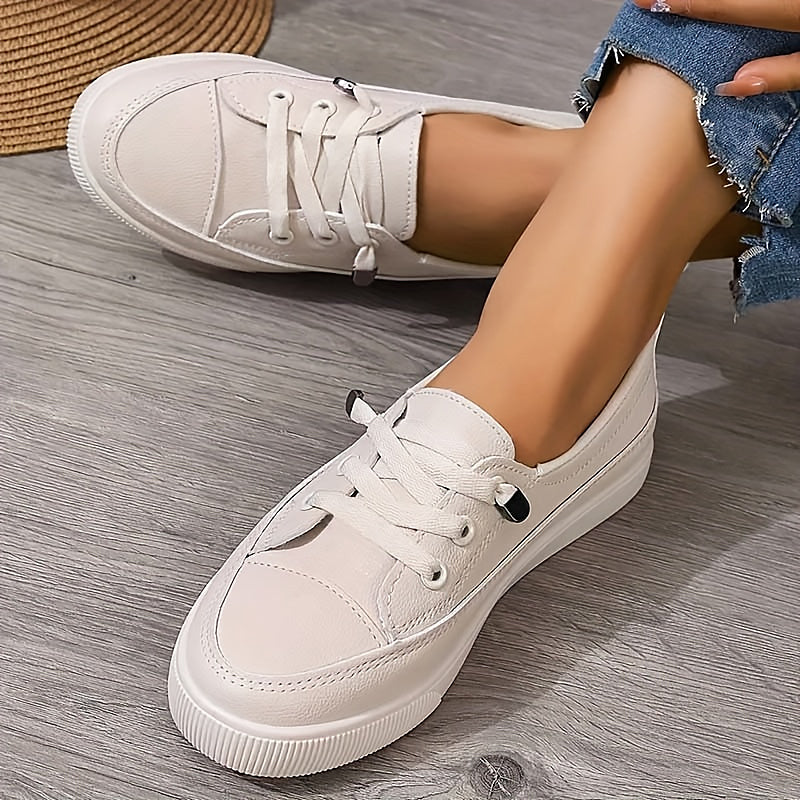 Women's Low Lace Up Casual Sneakers
