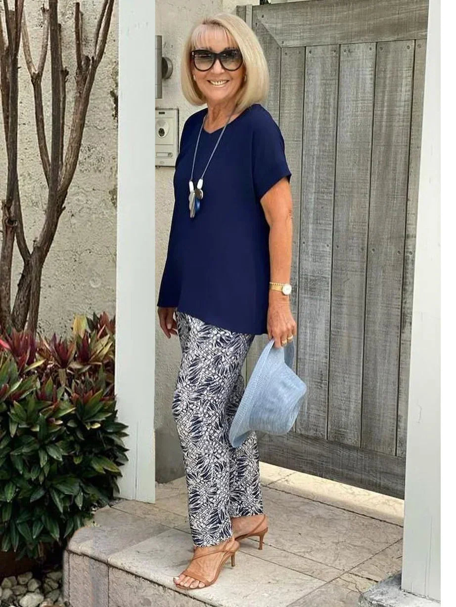 Women's Coastal Print And Pants Set