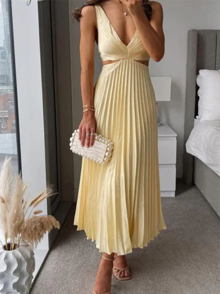 Women's Sleeveless Open Back Dress - Vonnera