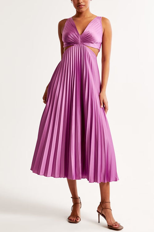 Women's Pleated Maxi Dress Flattering Fit