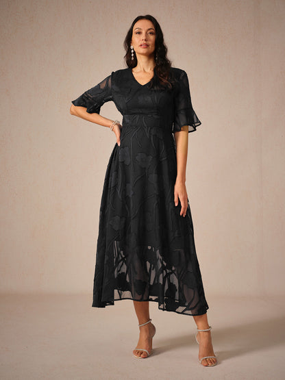 Women's Elegant Midi Dress Flutter Sleeves Lace Detailing - Vonnera