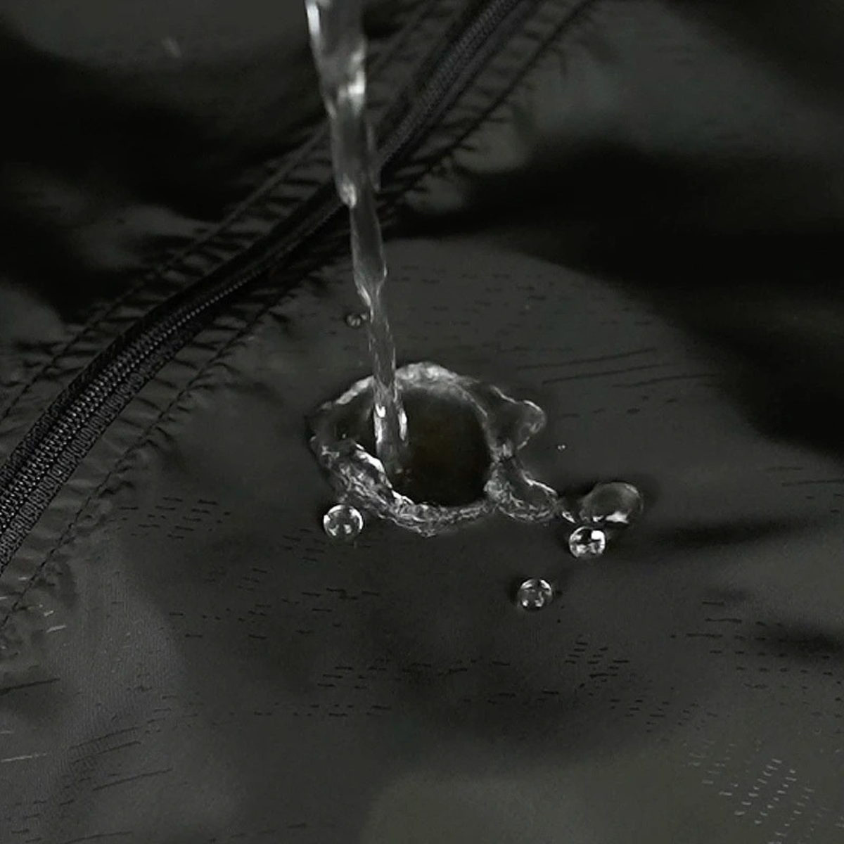 Vernazza Men's Hooded Windbreaker Waterproof Lightweight Jacket