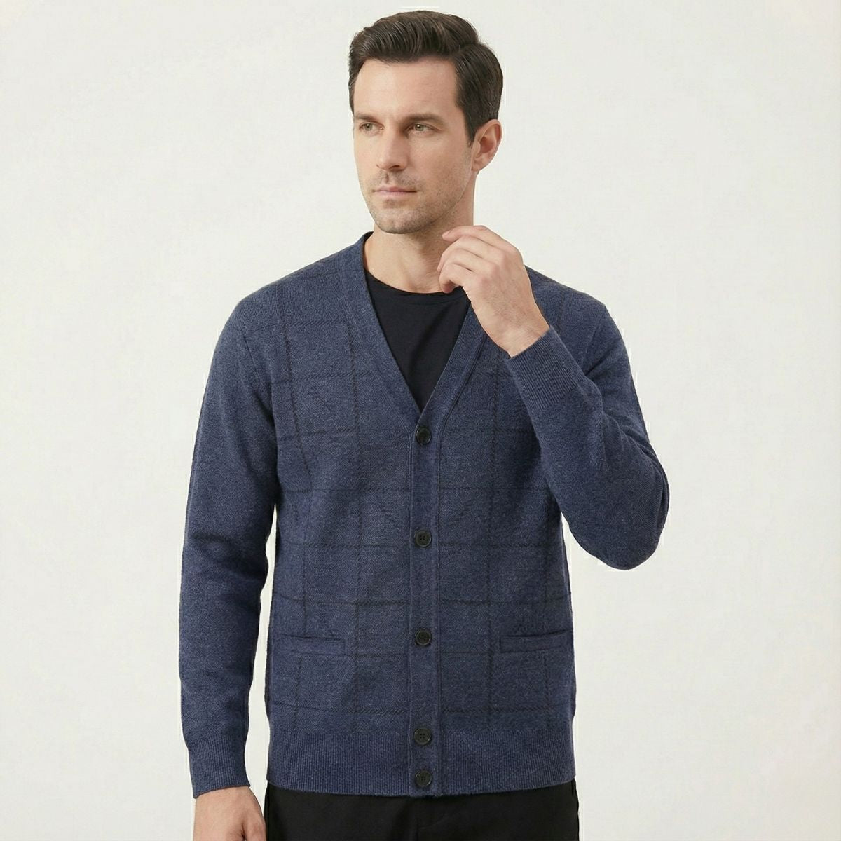 Men's V Neck Knit Cardigan With Pockets