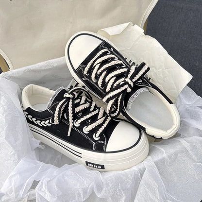Women's Platform Canvas Sneakers - Vonnera