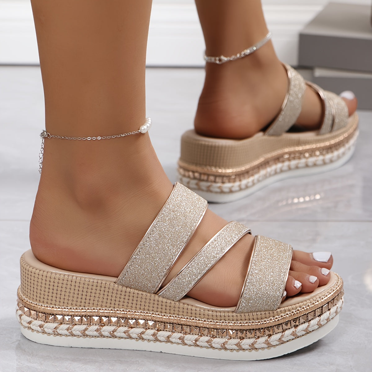 Women's Flat Sandals