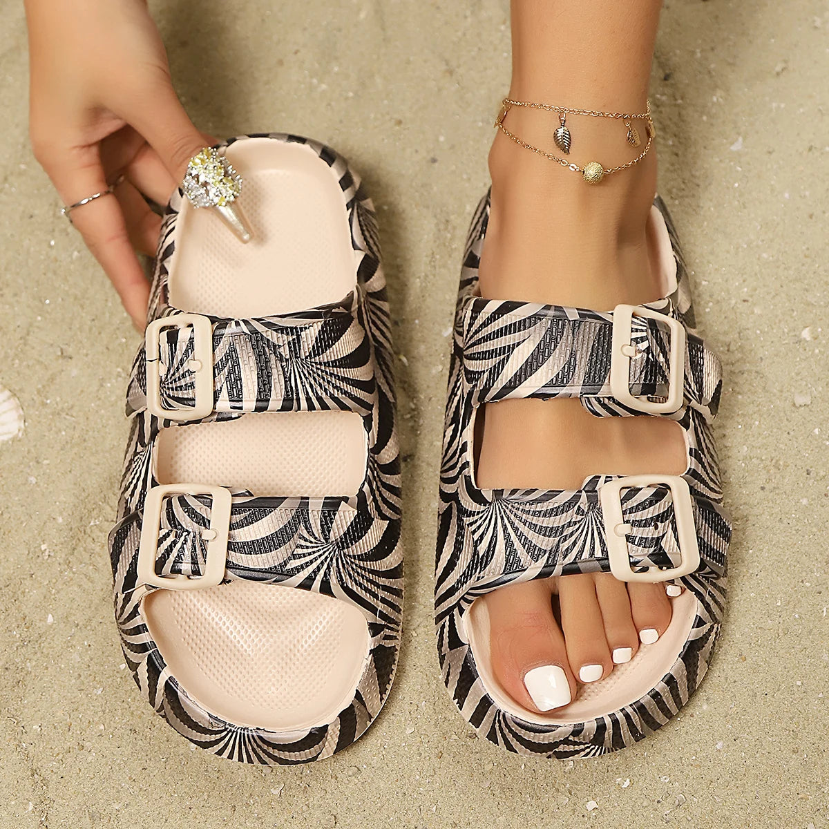 Women's Flat Sandals Adjustable Buckle Strap