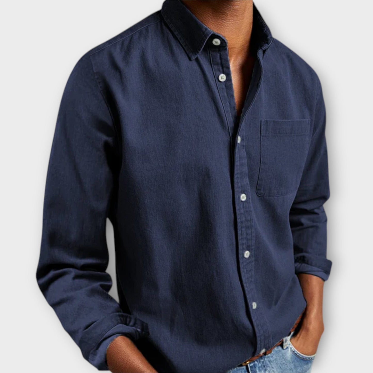 Men's Long-Sleeve Dress Shirt With Chest Pocket