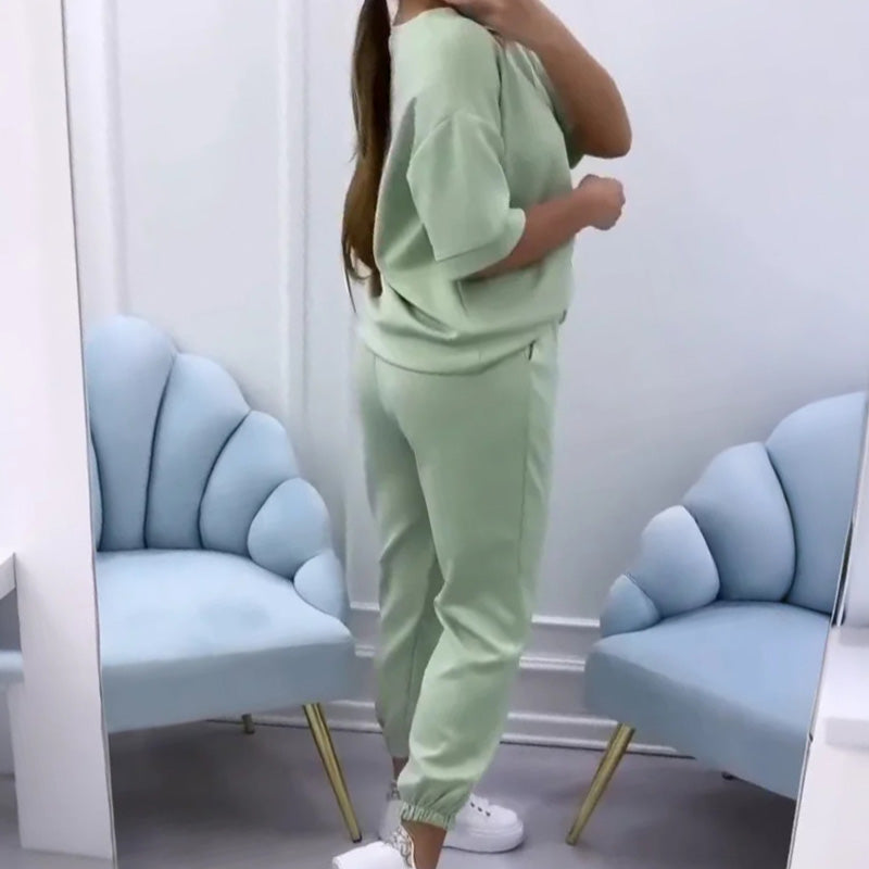 Women's T-Shirt And Jogger Pants Set