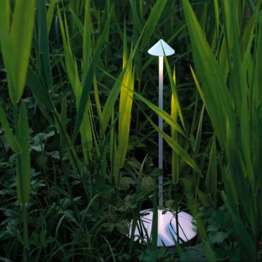 Luma Modern Slim Wireless LED Table Lamp