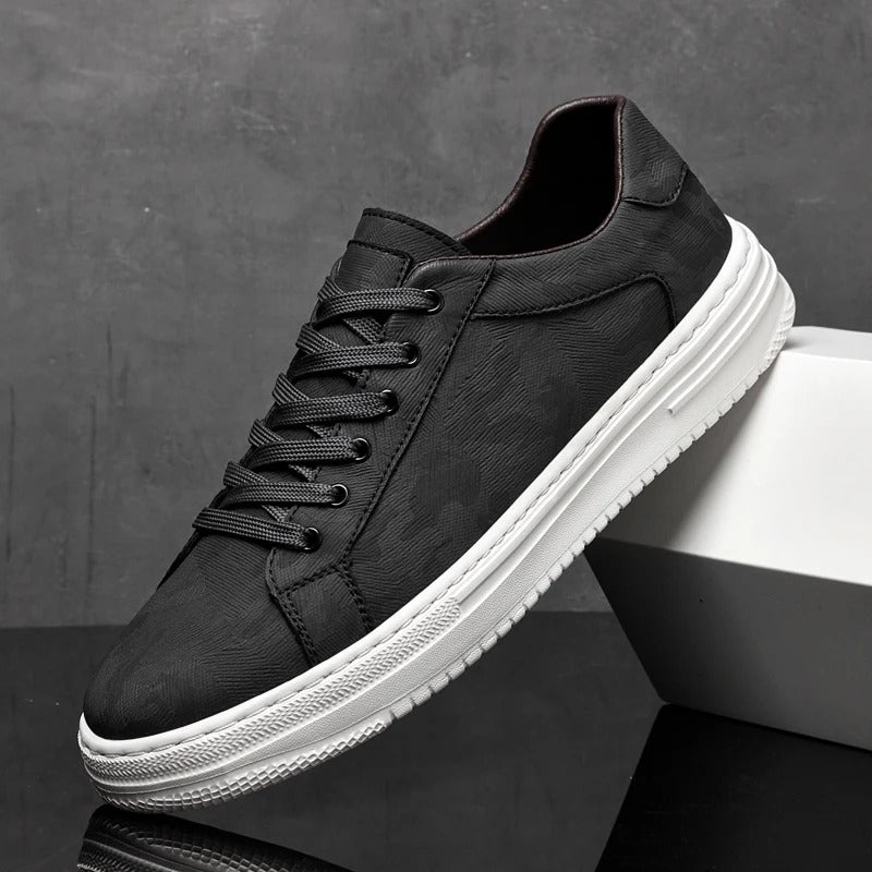Men's Lace-Up Sneakers Minimalist Design