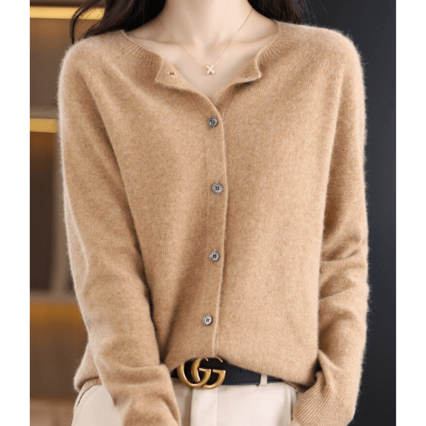 Women's V-Neck Cardigan Blend