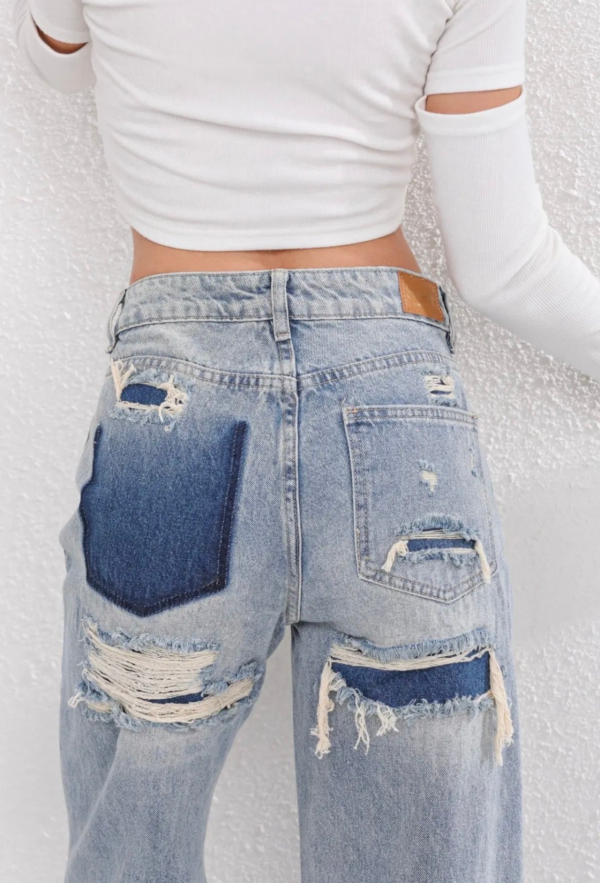 Women's Ripped Vintage Jeans - Vonnera